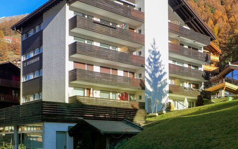 St. Bernhard: Architettura, Costruzione, Proprietà, Casa, Uso Misto, Appartamento, Zona Residenziale, Immobiliare, Facciata, Quartiere