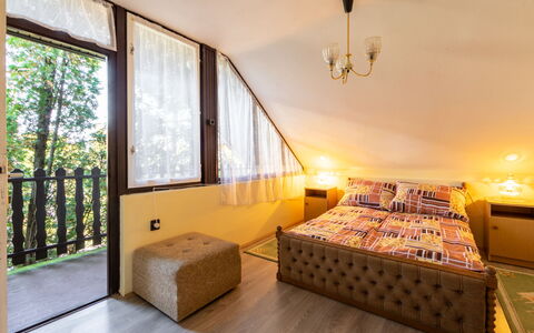 Rallye: Costruzione, Comfort, Finestra, Legna, Interior Design, Architettura, Shade, Pavimentazione, Pavimento, Telaio Del Letto