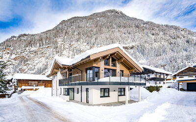 Längenfeld 800: Nube, Montagna, Cielo, Neve, Proprietà, Costruzione, Finestra, Casa, Paesaggio Naturale, Pendenza