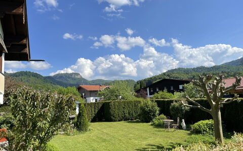 Achentaler Fewo Inkl. Spabereich: Nube, Cielo, Pianta, Proprietà, Natura, Montagna, Paesaggio Naturale, Albero, Lotto, Vegetazione