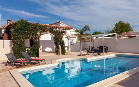 Villa del Capitan: Piscina, Proprietà, Immobiliare, Ricorrere, Mobili Da Esterno, Azzurro, Piastrella, Shade, Lettino