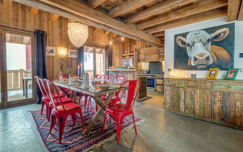 Denali: Mobilia, Proprietà, Tavolo, Costruzione, Cornice, Legna, Sedia, Illuminazione, Interior Design, Pavimentazione
