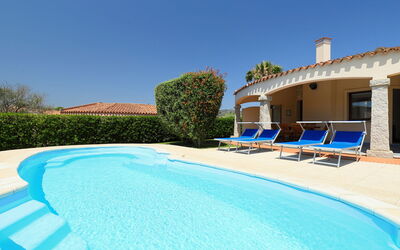 Costa Rei 659: Blu, Piscina, Proprietà, Immobiliare, Aqua, Ricorrere, Azzurro, Mobili Da Esterno, Turchese, Shade