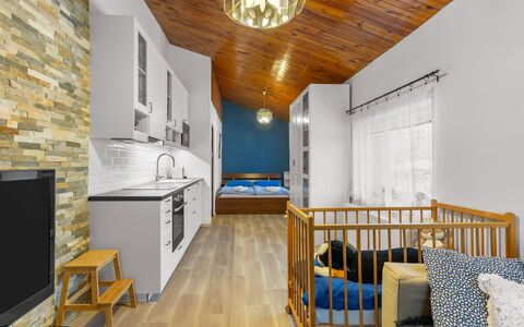 Desná V Jizerských Horách: Mobilia, Proprietà, Cabinetry, Costruzione, Legna, Cucina, Interior Design, Illuminazione, Architettura, Pavimento