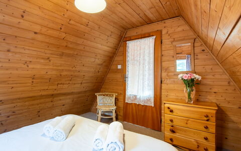 Rowan Cottage: Mobilia, Proprietà, Cabinetry, Comfort, Costruzione, Legna, Interior Design, Architettura, Finestra, Cassetto