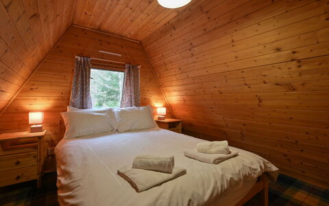 Birchwood Cottage: Mobilia, Proprietà, Costruzione, Luce, Finestra, Comfort, Legna, Illuminazione, Interior Design, Casa