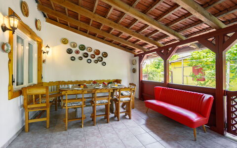 Julia: Mobilia, Pianta, Costruzione, Legna, Finestra, Tavolo, Interior Design, Decorazione, Casa, Pavimentazione