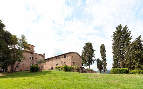 Villa Asciolo: Pianta, Albero, Lotto, Area Rurale, Casa, Graminacee, Prato, Pascolo, Giardino, Villaggio
