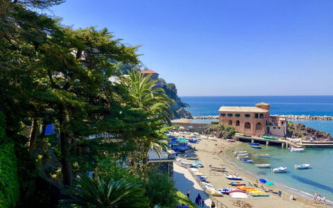 Luigina - Levanto: Corpo D'Acqua, Costa, Costiera E Morfologie Oceanic, Mare, Estate, Spiaggia, Ricorrere, Riva, Attrazione Turistica, Barca