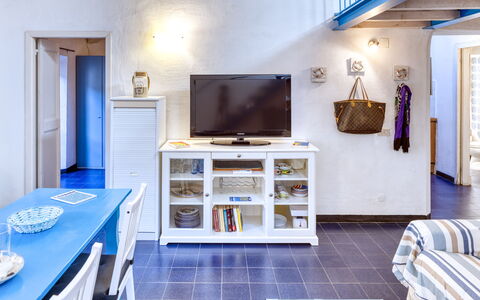 Appartamento Ivana - Levanto: Legna, Camera, Interior Design, Proprietà, Pavimento, Parete, Pavimentazione, Casa, Mobilia