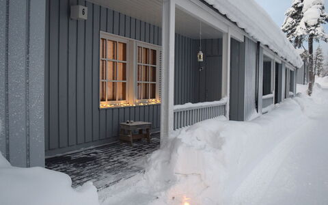 Saariseläntie 8 F 6: Neve, Legna, Inverno, Congelamento, Villetta, Pendenza, Brina, Ghiaccio