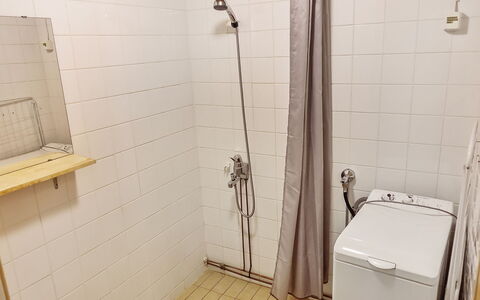 Saariseläntie 8 F 6: Parete, Pavimentazione, Pavimento, Idraulico Fixture, Interior Design, Idraulico, Bagno, Camera, Rubinetto, Piastrella