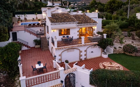 Villa Monte Feliz: Costruzione, Pianta, Albero, Finestra, Urban Design, Casa, Paesaggio, Quartiere, Zona Residenziale, Immobiliare