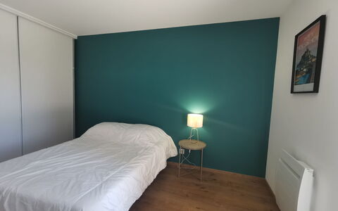 Le Clos Fontaine: Proprietà, Azzurro, Comfort, Legna, Shade, Costruzione, Interior Design, Pavimento, Pavimentazione