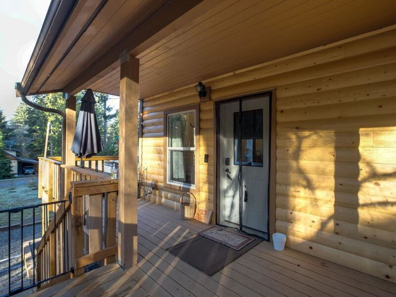 Mt. Baker Lodging - The Come On Up Cabin!