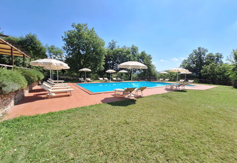 Agriturismo L'incrociata: Piscina, Ricorrere, Eco Hotel, Hacienda, Estate, Villa, Giardino, Landscaping, Shade, Hotel