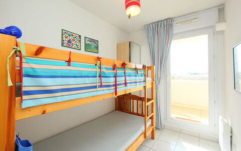 Canet-Plage 180: Camera, Proprietà, Letto, Mobilia, Costruzione, Ostello, Interior Design, Immobiliare, Letto A Castello, Soffitto