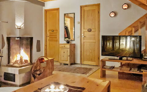 Rukakuru 47: Mobilia, Interior Design, Legna, Camera, Soffitto, Pavimentazione, Illuminazione, Tavolo, Casa, Pavimento