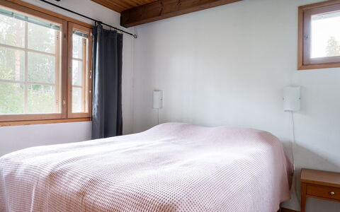 Tahkon Klubitie 2 B: Legna, Pavimentazione, Pavimento, Mobilia, Pavimento In Legno, Interior Design, Letto A Castello, Camera, Color Legno, Latifoglie