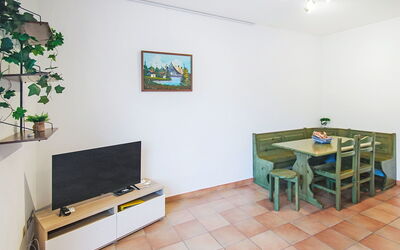 Alloggio:&nbsp;Residenza Agrifoglio 400.16