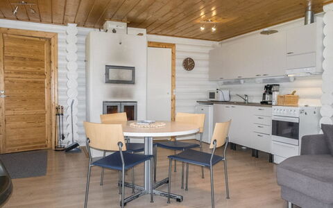 Aamunkoin Rantatupa: Area Rurale, Hill Station, Villaggio, Catena Montuosa, Valle, Paesino Di Montagna, Alpi, Eco Hotel, Balcone, Hotel