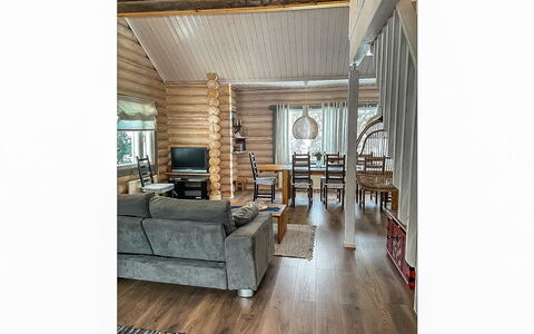Isopyhänmaa: Area Rurale, Hill Station, Villaggio, Catena Montuosa, Valle, Paesino Di Montagna, Alpi, Eco Hotel, Balcone, Hotel