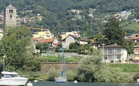 San Quirico: Acqua, Barca, Proprietà, Costruzione, Moto D'Acqua, Pianta, Albero, Veicolo, Costiera E Morfologie Oceanic, Lago