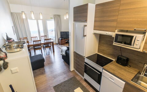 Skivillas 61 Ukkohalla (B8): Mobilia, Sedia, Mobili Da Esterno, Tavolo, Legna, Tavolo Esterno, Cucina & Sala Da Pranzo Tavolo, Shade, Giardino, Ombrello