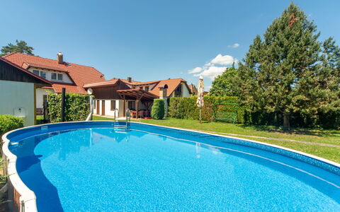 Sudoměřice: Blu, Piscina, Ricorrere, Materiale Composito, Tempo Libero, Eco Hotel, Estate, Hacienda, Giardino, Landscaping