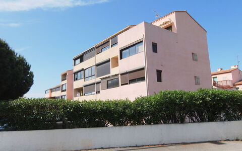 Les Terrasses Fleuries: Cielo, Pianta, Costruzione, Giorno, Proprietà, Finestra, Nube, Lotto, Architettura, Urban Design