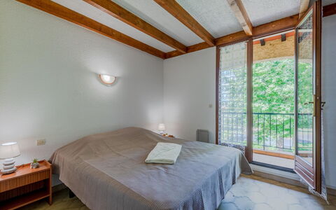 Le Lagon: Proprietà, Mobilia, Comfort, Finestra, Legna, Shade, Interior Design, Illuminazione, Pavimentazione