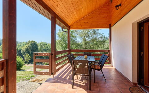 Kyjov U Krásné Lípy: Casa, Villetta, Casa, Tetto, Area Rurale, Log Cabin, Raccordo, Larice, Agriturismo, Estate