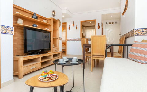 Cala Blanca i: Interior Design, Mobilia, Pavimentazione, Appartamento, Casa, Pavimento, Camera, Cornice, Soggiorno, Soffitto