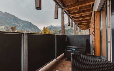 Kaprun 605: Cielo, Costruzione, Proprietà, Legna, Nube, Architettura, Shade, Casa, Montagna, Albero