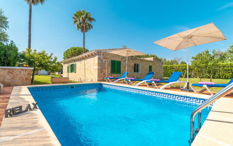 Can Delfin Alcudia: Acqua, Cielo, Pianta, Proprietà, Mobilia, Piscina, Costruzione, Azzurro, Albero, Shade