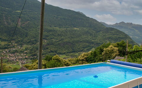 Pina: Acqua, Pianta, Cielo, Nube, Risorse Idriche, Proprietà, Piscina, Montagna, Blu, Verde
