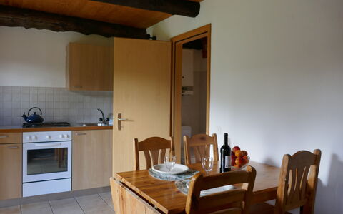 Rustico Edel: Proprietà, Cabinetry, Mobilia, Controsoffitto, Legna, Costruzione, Tavolo, Interior Design, Lavello, Pavimento
