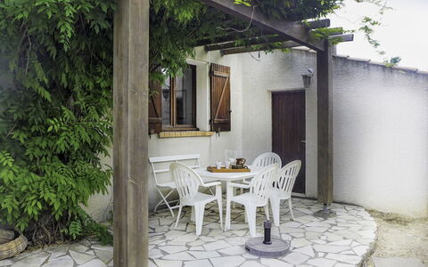 Les Hauts de Grimmal: Pianta, Tavolo, Proprietà, Costruzione, Sedia, Albero, Shade, Interior Design, Lotto, Porta