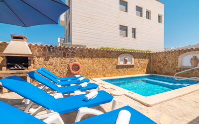 Pintor Beach House