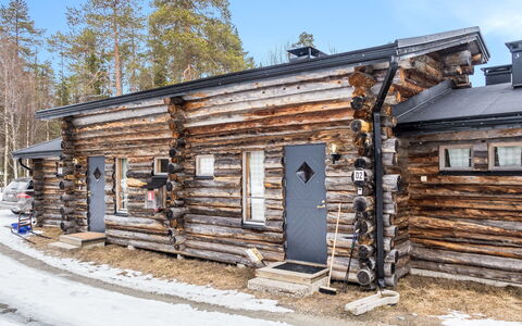 Salmikankaan Kelo D2: Legna, Neve, Villetta, Inverno, Tetto, Casa, Congelamento, Log Cabin, Raccordo, Pendenza