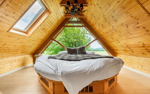 Jeschkenpanorama: Costruzione, Luce, Finestra, Legna, Interior Design, Casa, Comfort, Parete, Pianta Della Casa, Latifoglie
