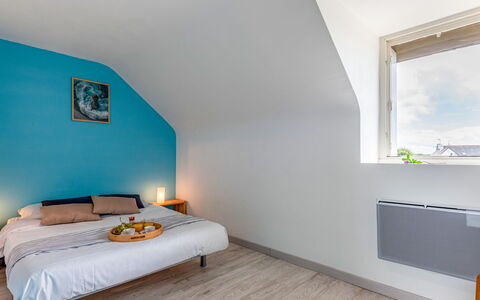 Les Palmiers: Costruzione, Mobilia, Comfort, Legna, Azzurro, Finestra, Dipingere, Interior Design, Shade