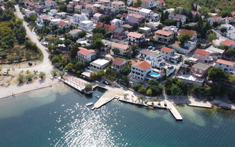 Novigrad (Zadar) 141: Costiera E Morfologie Oceanic, Costa, Mare, Barca, Moto D'Acqua, Riva, Dock, Baia, Marina, Spiaggia