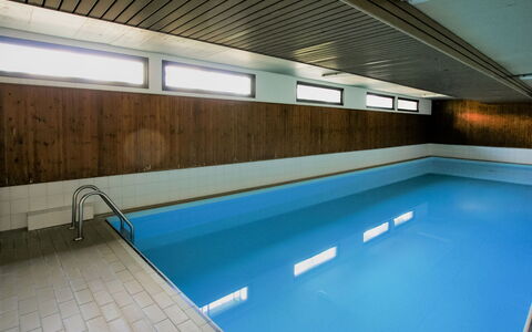 Panorama 66: Acqua, Costruzione, Piscina, Luce, Legna, Shade, Pavimentazione, Pavimento, Tempo Libero, Linea