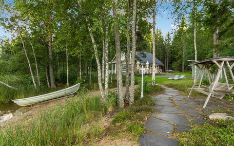 Torniniemi: Area Rurale, Hill Station, Villaggio, Catena Montuosa, Valle, Paesino Di Montagna, Alpi, Eco Hotel, Balcone, Hotel