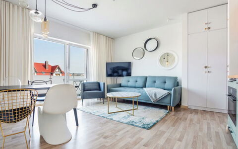 Grzybowo Seaside: Mobilia, Costruzione, Proprietà, Tavolo, Cornice, Sedia, Azzurro, Comfort, Legna, Divano