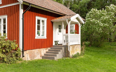 Smedstorp: Pianta, Finestra, Costruzione, Legna, Casa, Lotto, Albero, Erba, Raccordo