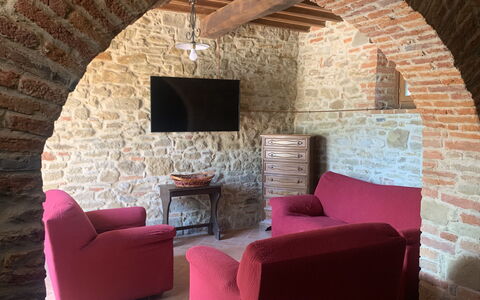 San Lorenzo: Proprietà, Mobilia, Brick, Muratura, Legna, Interior Design, Soggiorno, Parete, Pavimento