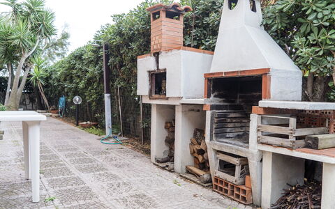La Terrazza Di Santa Marinella: Proprietà, Costruzione, Albero, Pianta, Cielo, Legna, Villetta, Paesaggio, Zona Residenziale, Immobiliare
