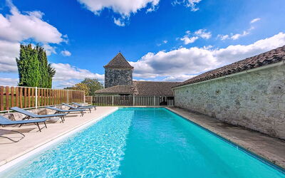 Dondas 600: Blu, Architettura, Piscina, Materiale Composito, Estate, Villa, Cortile, Eco Hotel, Hacienda, Hotel